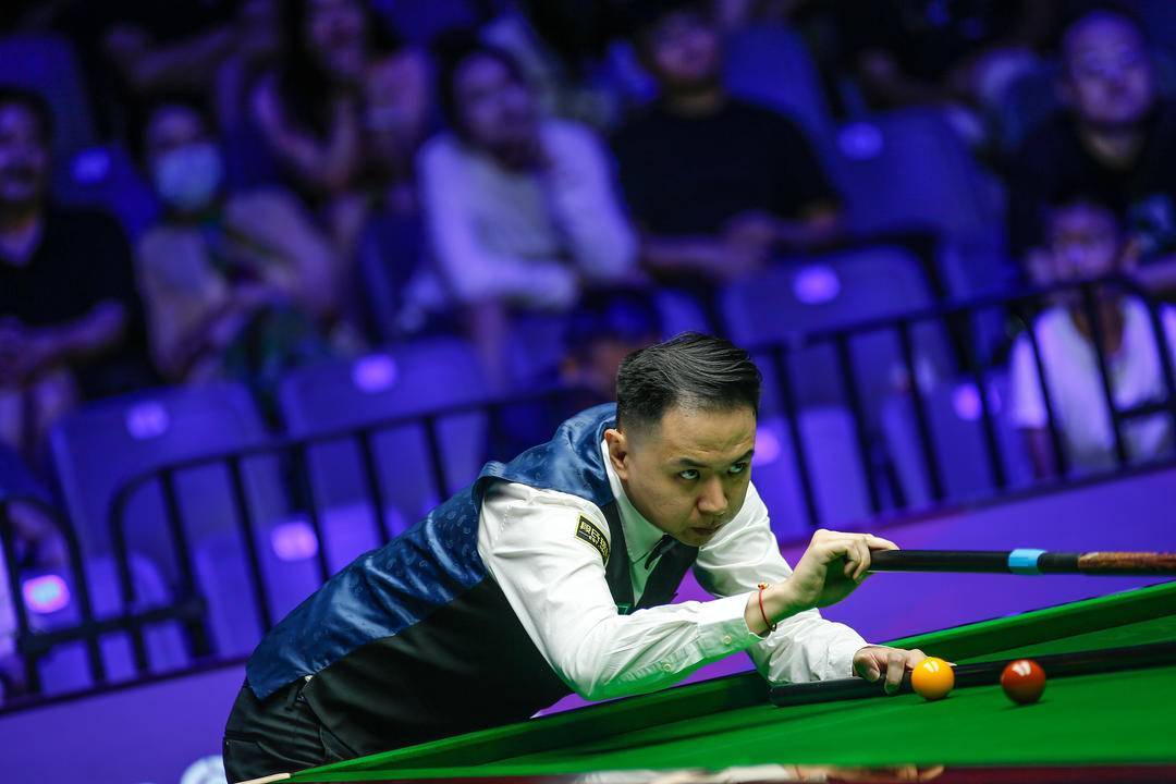 面前呈现高 面前呈现高