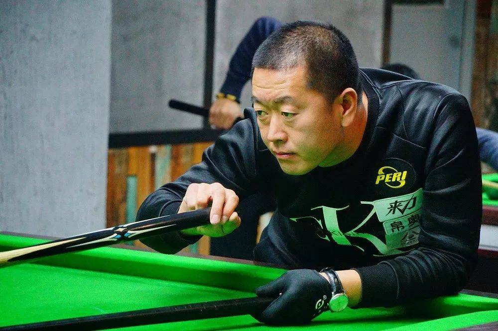 起道路上的 起道路上的