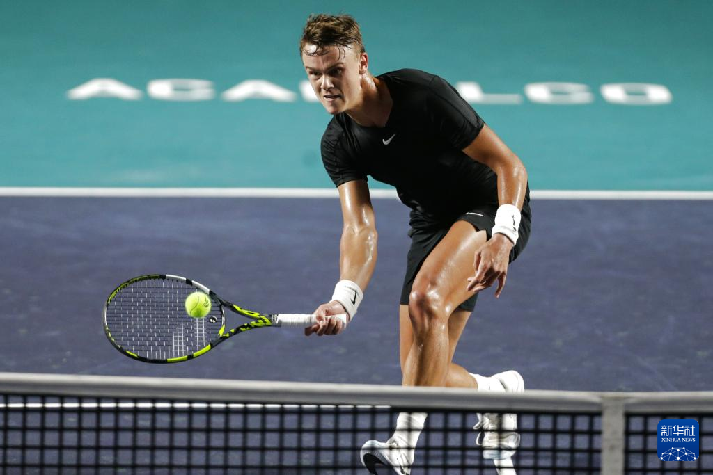 水球队的潜 水球队的潜