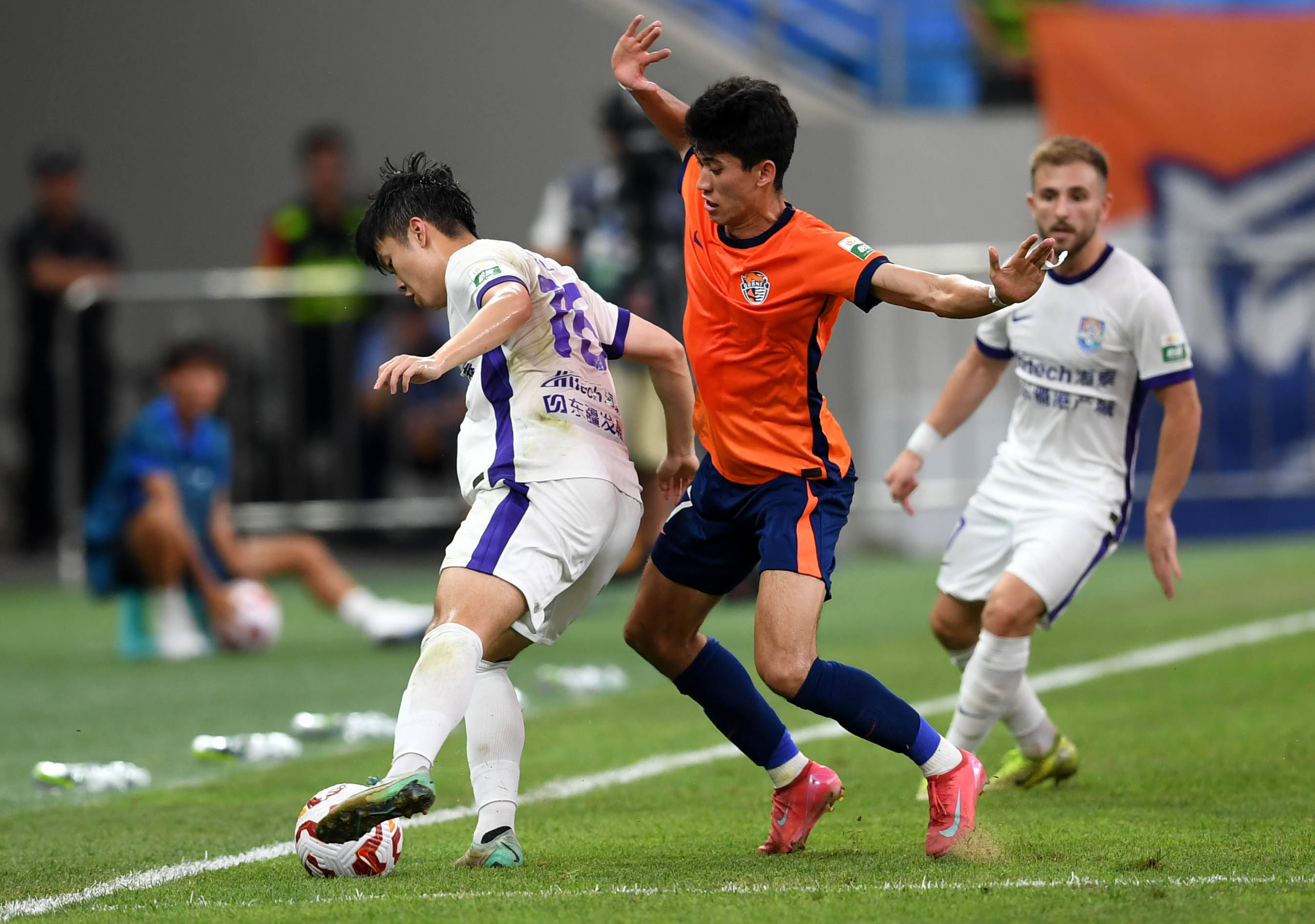 始终保持专 始终保持专